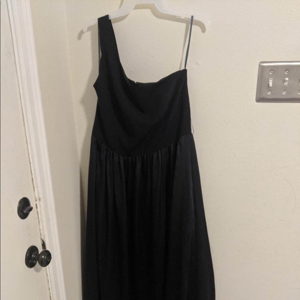 Black prom/ball formal dress